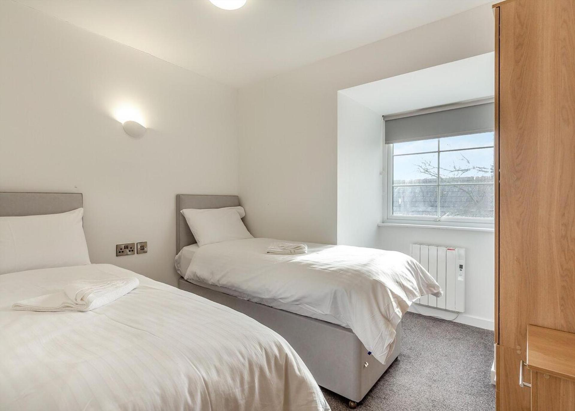 Coastal Charm Retreat In Ilfracombe Apartment Luaran gambar
