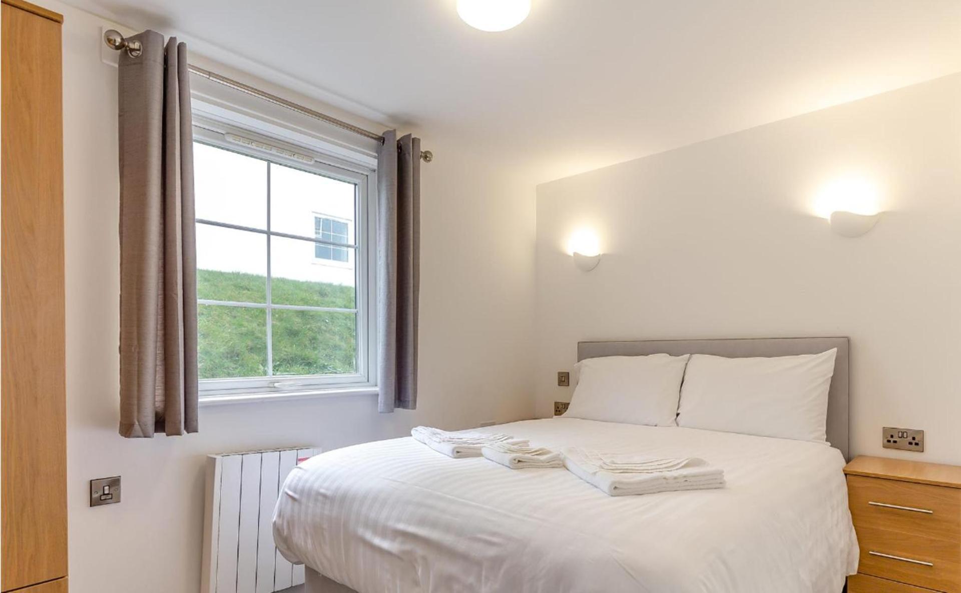 Coastal Charm Retreat In Ilfracombe Apartment Luaran gambar